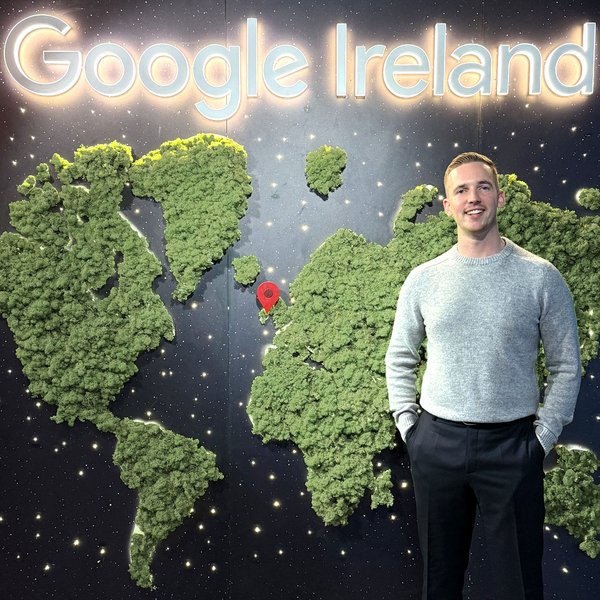 Lukas Tippmann, Co-Founder von Tulos Growth Lab, ehemaliger Google Account Strategist